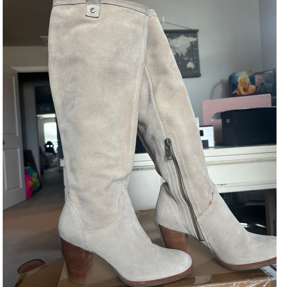 UGG Beige Suede Tall Knee High Boots Stacked Block Heel Side Zip Womens‎ Size 6
